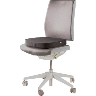 100119850-breyta-comfort-chair-9672df7fb0