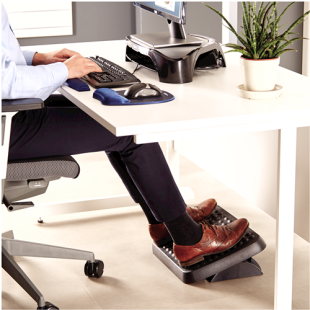 48121-standardadjustable-footsupport-ls-person2-inset-2aa12ba52c